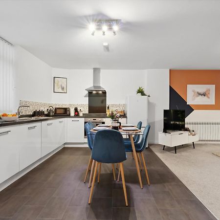 Corinium Lodge - Town Centre Apartment Cirencester Exteriér fotografie