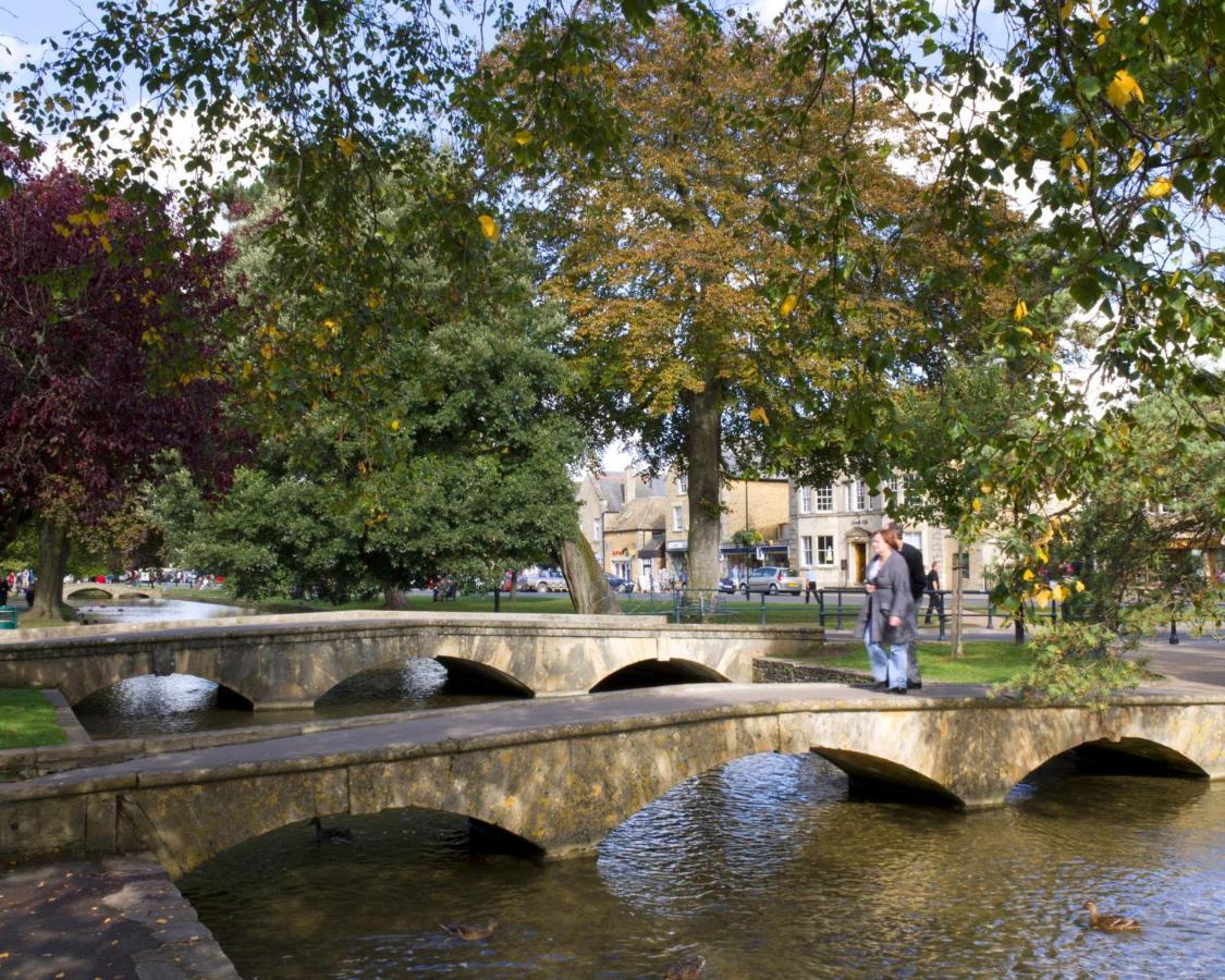 Corinium Lodge - Town Centre Apartment Cirencester Exteriér fotografie